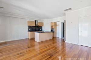 45 Herriotts Boulevard, GLEN WAVERLEY, VIC 3150 AUS