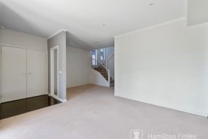 45 Herriotts Boulevard, GLEN WAVERLEY, VIC 3150 AUS