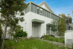 67 Surrey Road, BLACKBURN NORTH, VIC 3130 AUS