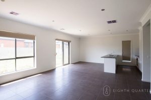 1 Roundhay Crescent, POINT COOK, VIC 3030 AUS