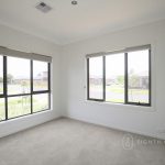 1 Roundhay Crescent, POINT COOK, VIC 3030 AUS
