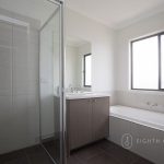 1 Roundhay Crescent, POINT COOK, VIC 3030 AUS