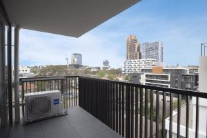 19 Poplar Street, BOX HILL, VIC 3128 AUS