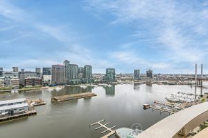 2101/15 Caravel Lane, DOCKLANDS, VIC 3008 AUS