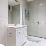 17 Rosedale Road, GLEN IRIS, VIC 3146 AUS