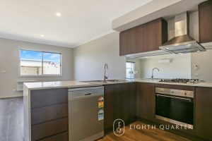 8 Flowering Walk, TARNEIT, VIC 3029 AUS