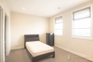 1A Davis Street, DONCASTER, VIC 3108 AUS