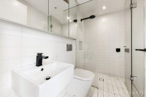 409/33 Harrow Street, BOX HILL, VIC 3128 AUS