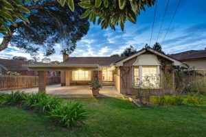 25 Caringal Avenue, DONCASTER, VIC 3108 AUS