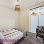 2/27 Carroll Crescent, GLEN IRIS, VIC 3146 AUS