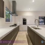 2/27 Carroll Crescent, GLEN IRIS, VIC 3146 AUS