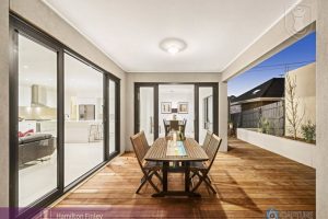 4 Thomas Street, CAMBERWELL, VIC 3124 AUS