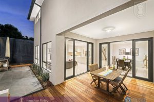 4 Thomas Street, CAMBERWELL, VIC 3124 AUS