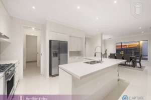 4 Thomas Street, CAMBERWELL, VIC 3124 AUS