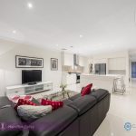 4 Thomas Street, CAMBERWELL, VIC 3124 AUS