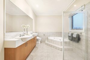 66 Templestowe Road, BULLEEN, VIC 3105 AUS