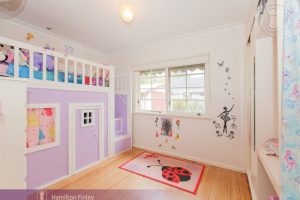 3 Anne Road, KNOXFIELD, VIC 3180 AUS