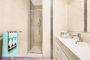 2/4 Lilac Court, BLACKBURN NORTH, VIC 3130 AUS