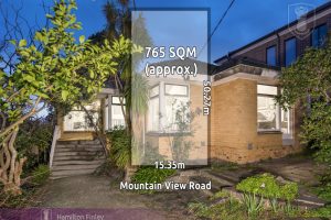 113 Mountain View Road, BALWYN NORTH, VIC 3104 AUS