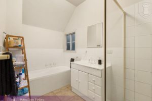 4/18A Springvale Road, NUNAWADING, VIC 3131 AUS