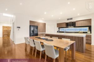 7 Golden Wattle Ridge, DONVALE, VIC 3111 AUS