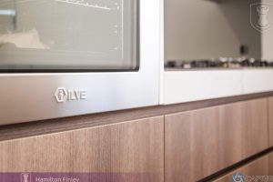 2/14 Beaver Street, BOX HILL SOUTH, VIC 3128 AUS