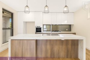 2/14 Beaver Street, BOX HILL SOUTH, VIC 3128 AUS