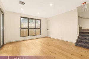 2/14 Beaver Street, BOX HILL SOUTH, VIC 3128 AUS