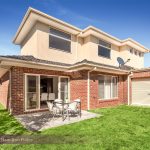 2/1 Lucerne Street, MOUNT WAVERLEY, VIC 3149 AUS