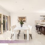 2/1 Lucerne Street, MOUNT WAVERLEY, VIC 3149 AUS