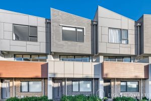 7 Aviary Grove, THORNBURY, VIC 3071 AUS