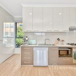 7 Aviary Grove, THORNBURY, VIC 3071 AUS