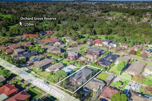 32 Canora Street, BLACKBURN SOUTH, VIC 3130 AUS