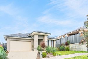 17 Plough Street, MERNDA, VIC 3754 AUS