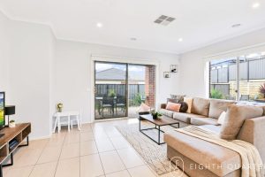 17 Plough Street, MERNDA, VIC 3754 AUS