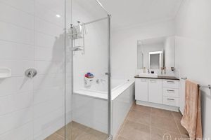 25 Frost Street, CARRUM DOWNS, VIC 3201 AUS
