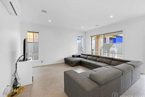 25 Frost Street, CARRUM DOWNS, VIC 3201 AUS