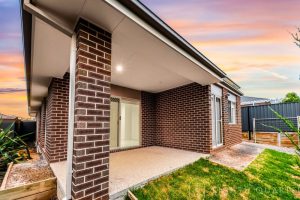 18 Brunton Drive, MERNDA, VIC 3754 AUS