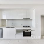 214/405 Neerim Road, CARNEGIE, VIC 3163 AUS