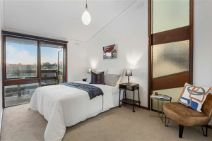 18 Burgundy Drive, DONCASTER, VIC 3108 AUS