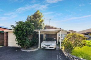 2 Cassia Court, KEYSBOROUGH, VIC 3173 AUS