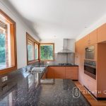 9 Browning Drive, GLEN WAVERLEY, VIC 3150 AUS