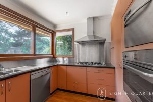 9 Browning Drive, GLEN WAVERLEY, VIC 3150 AUS