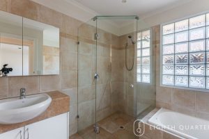 9 Browning Drive, GLEN WAVERLEY, VIC 3150 AUS