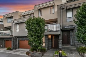 10/222 Williamsons Road, DONCASTER, VIC 3108 AUS