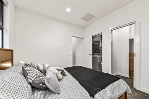 1/3 Tudor Street, BURWOOD, VIC 3125 AUS