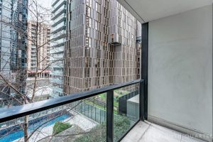 613/33 Mackenzie Street, MELBOURNE, VIC 3000 AUS