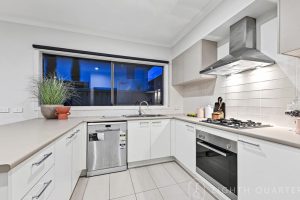 1 Sunflower Court, KEYSBOROUGH, VIC 3173 AUS