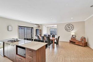 6 McWilliams Crescent, POINT COOK, VIC 3030 AUS