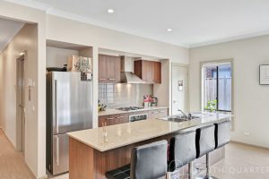 6 McWilliams Crescent, POINT COOK, VIC 3030 AUS